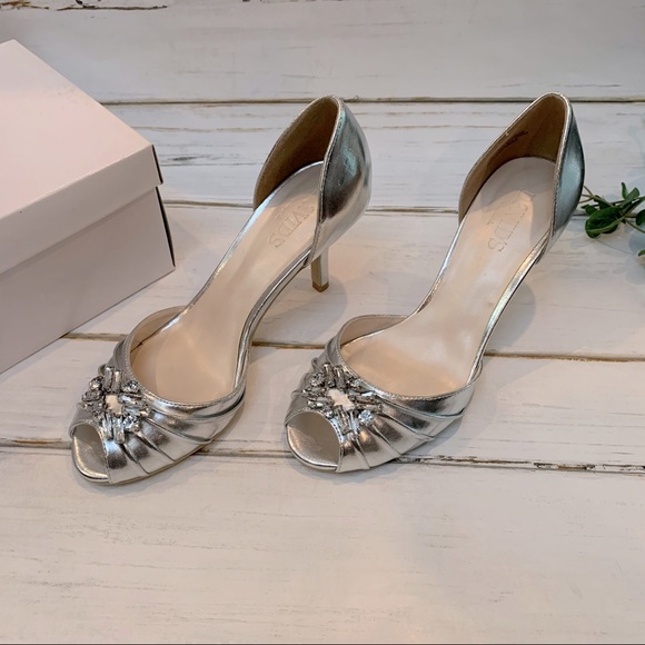New in Box David Bridal Open Toe Pump/ Size 7 1/2 - Picture 3 of 6